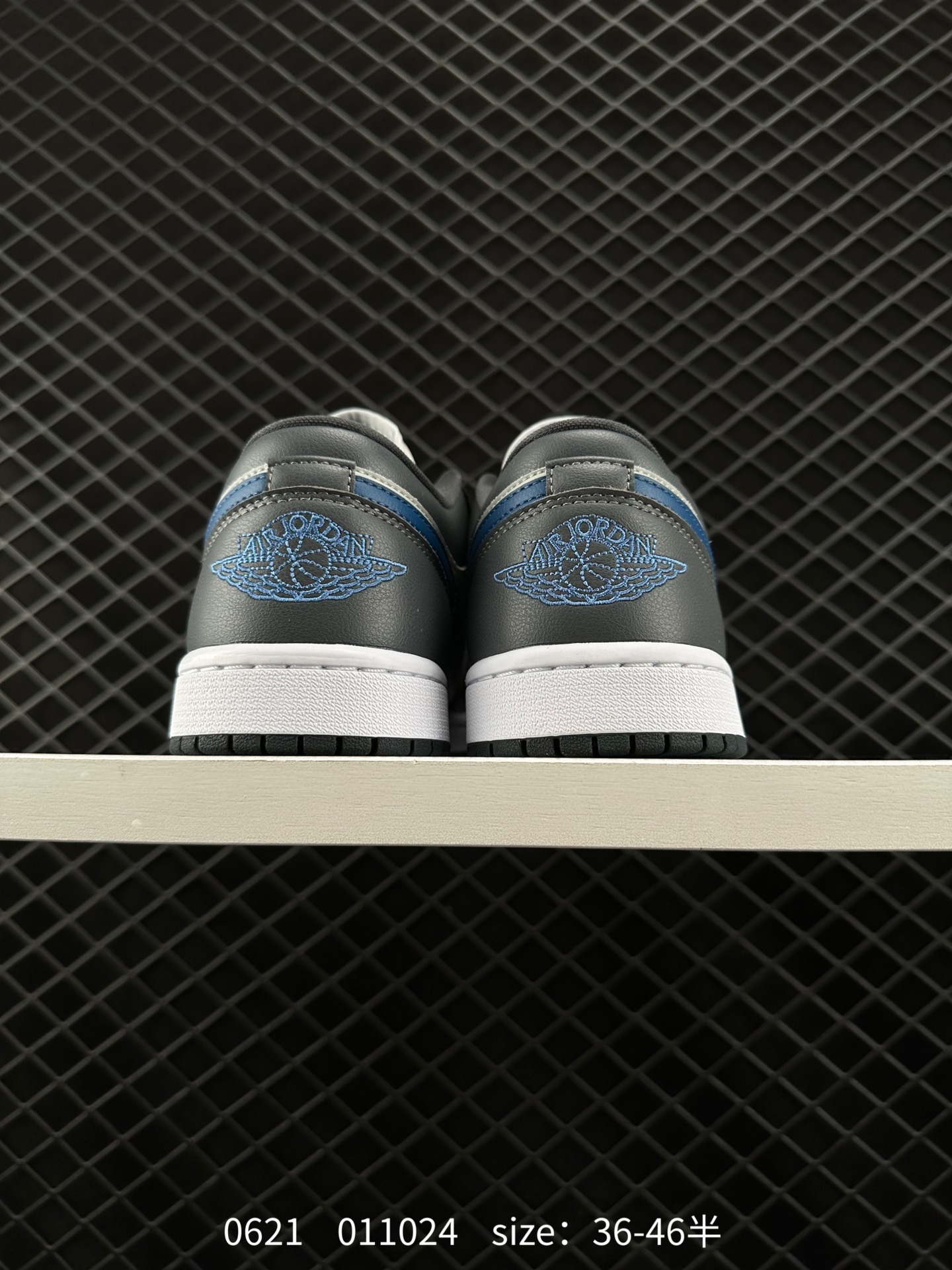 Air Jordan 1 Low AJ1